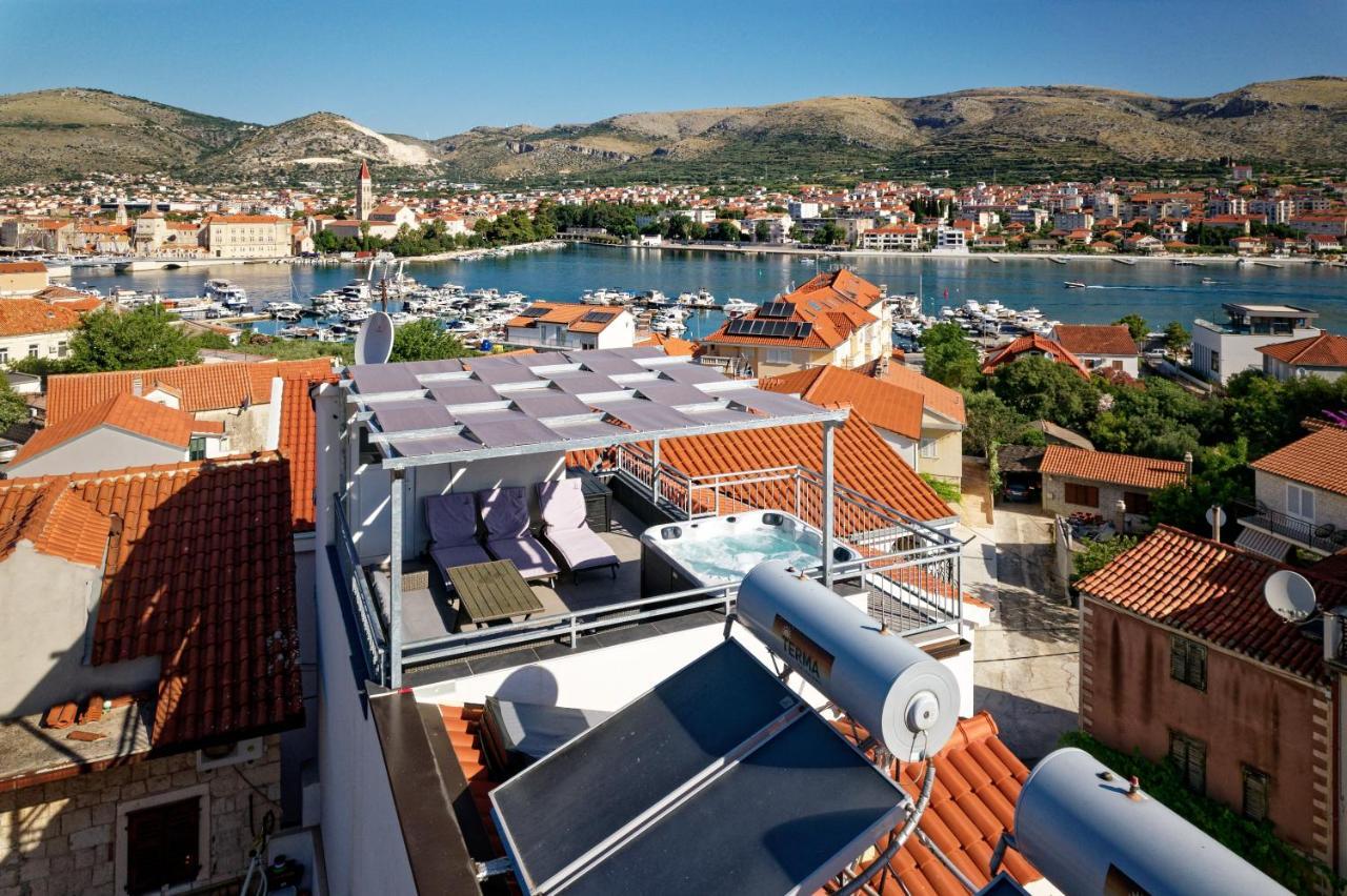 Apartments & Rooms Zaja Trogir Eksteriør billede