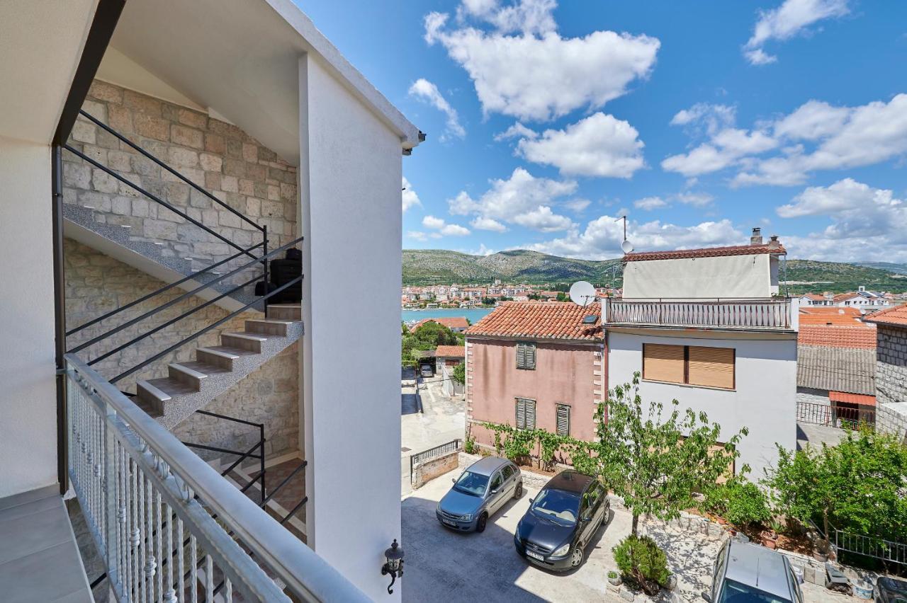 Apartments & Rooms Zaja Trogir Eksteriør billede